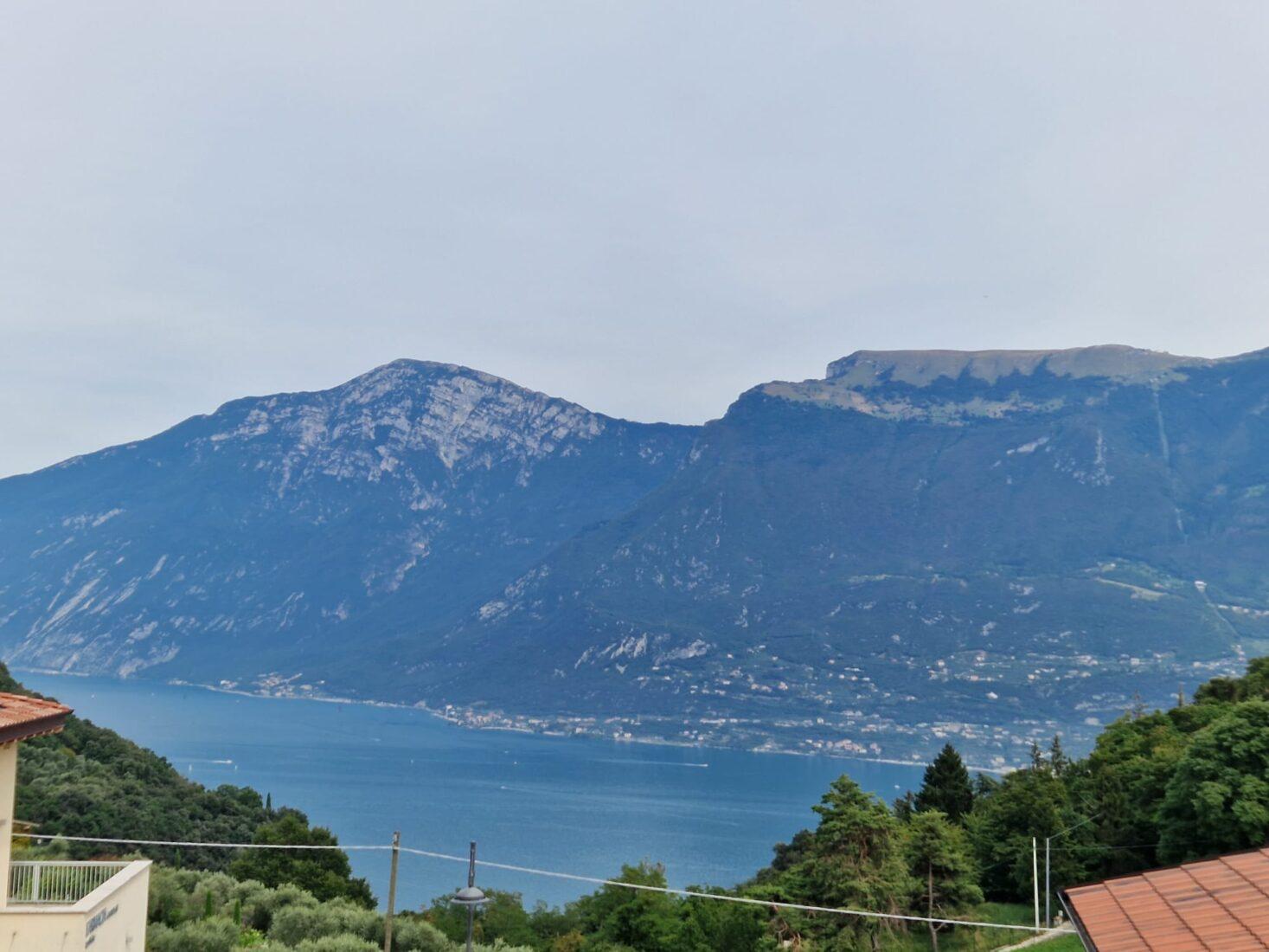 Dreizimmerwohnung mit Blick auf den Monte Baldo und den Gardasee – Pieve di Tremosine