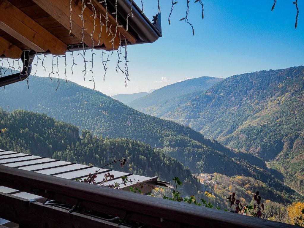 Hotelgebäude mit Restauration in Valfloriana, Val di Fiemme